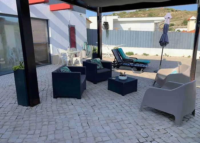 Дом отдыха Casa Do Sol Ribamar (Lourinha)