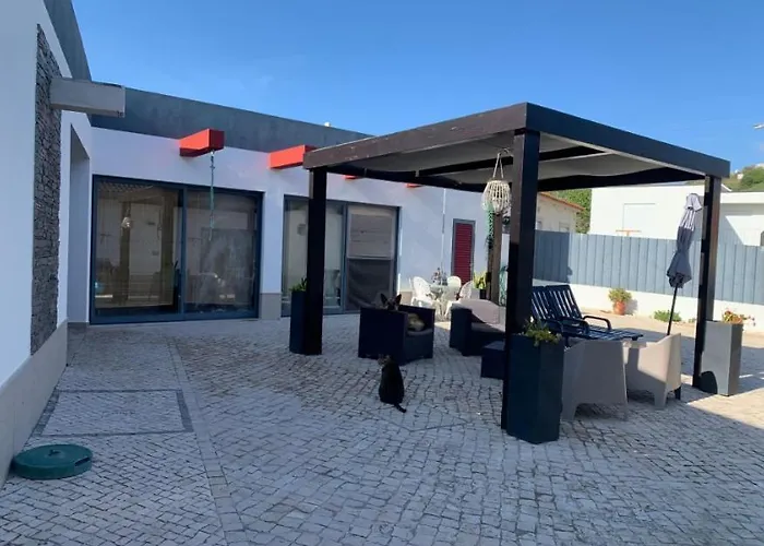 Дом отдыха Casa Do Sol Ribamar (Lourinha)